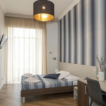 Rooms Garibaldi เนเปิลส์ ภายนอก รูปภาพ